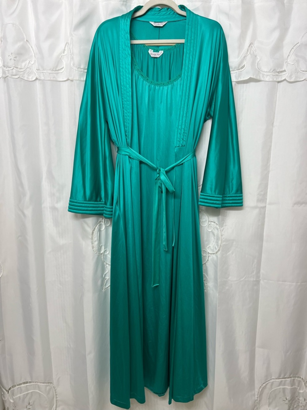 Vintage Vanity Fair Aqua Antron III Peignoir Robe & Gown Set USA Large